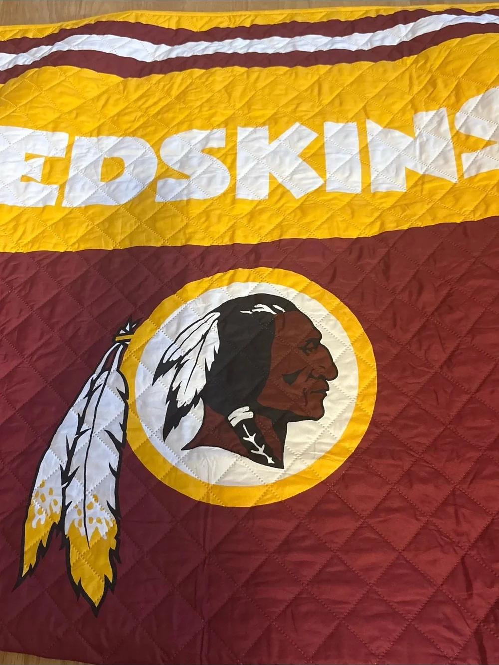 NFL Reversible Sofa Furniture Protector REDSKINS 75”x110” Football Quilted